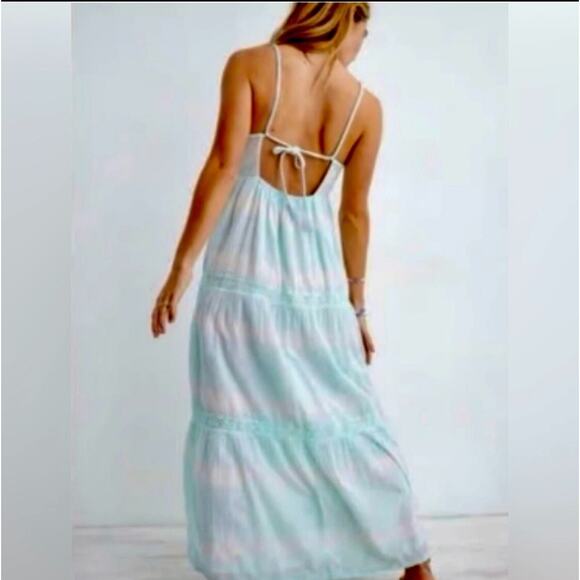 Aerie Tiered Maxi Dress Medium Beachy Coastal Tie Dye Flowy Open Back Adjustable